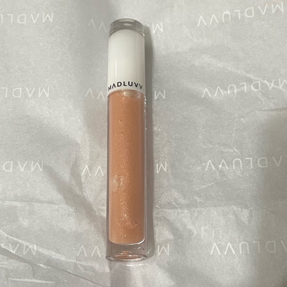 5 items x $25 Madluvv gloss lipstick - Picture 3 of 4
